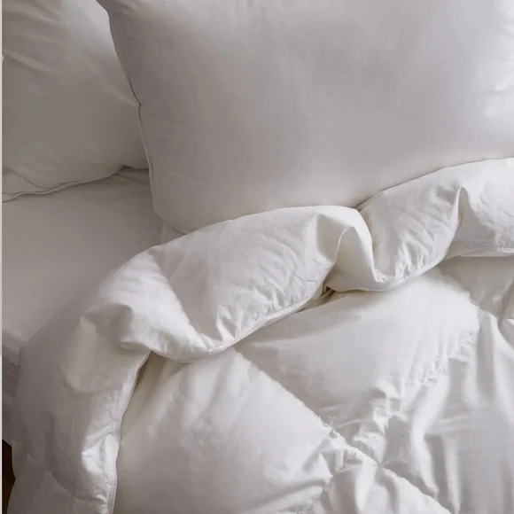 Quince Premium Down Alternative Comforter - Picture 11 of 11